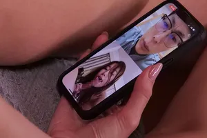 để trả đủa ông xã vụng trộm, vợ yêu làm tình với người khác rồi gọi video cho chồng